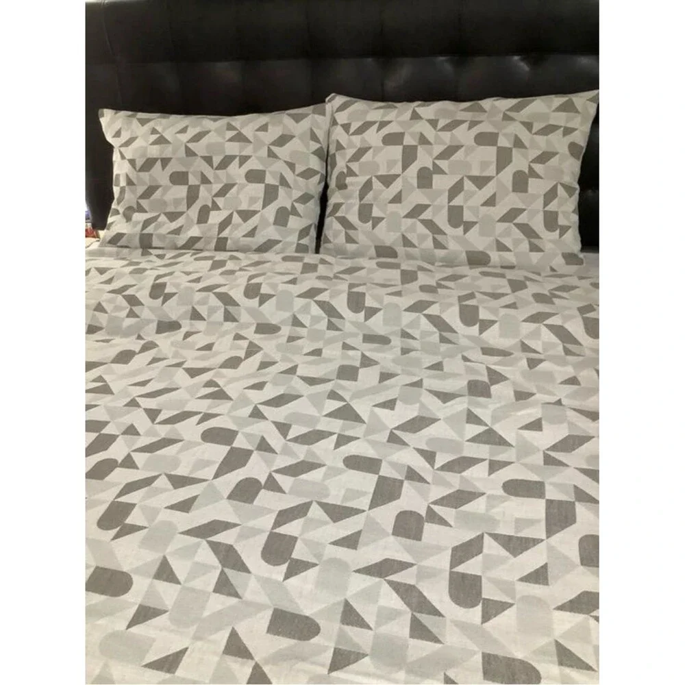 Modern Geo Matelassé Duvet Cover and Sham Set Threshold - Olive/Grey